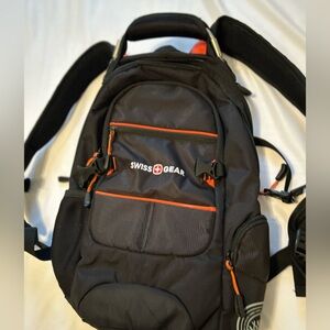 SwissGear Men's Backpack in Black with Orange Details. NWOT